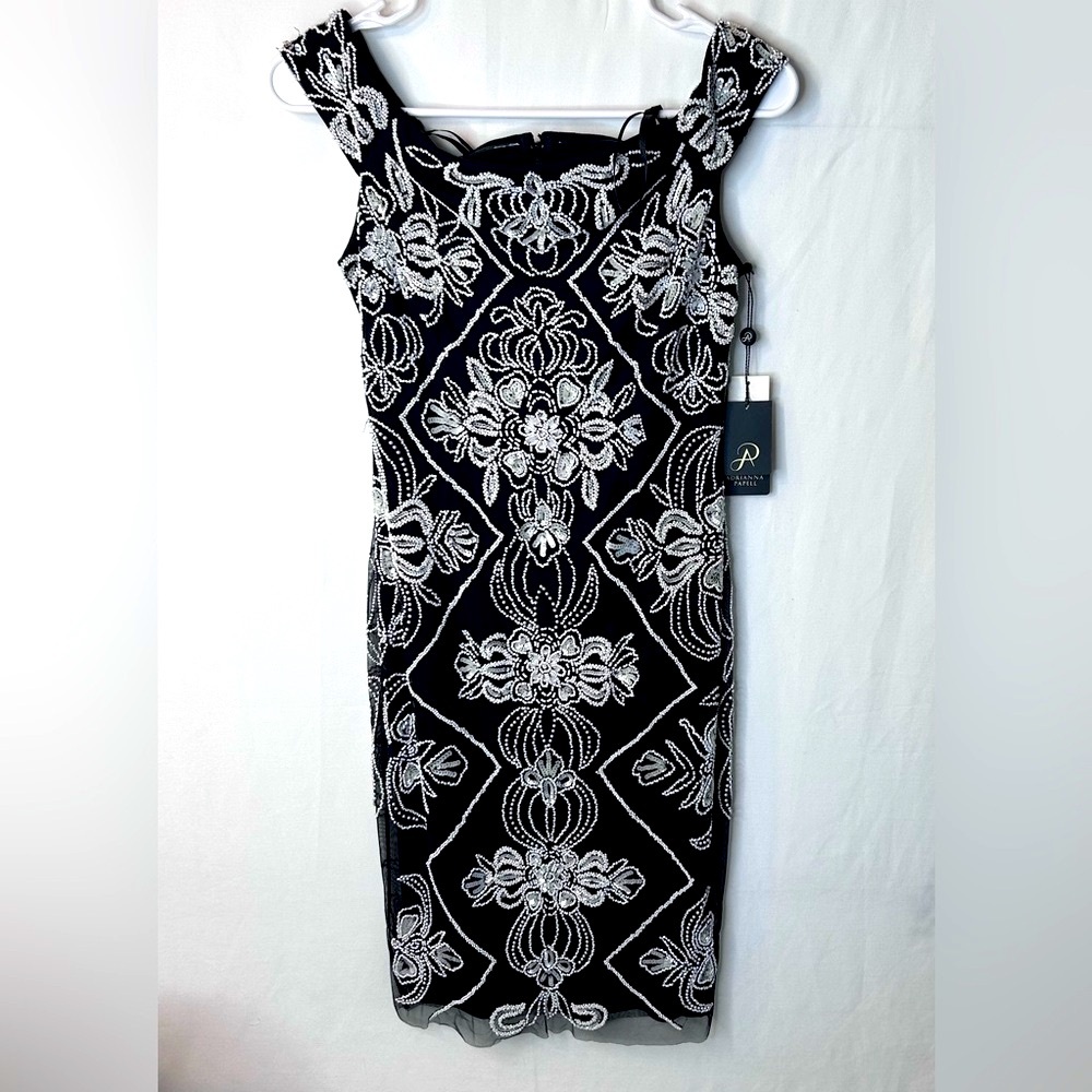 NWT Adrianna Papell Women’s Off Shoulder Fitted Beaded Dress. Black White. SZ 2P